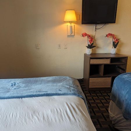 Southern Comfort Hotel Tulsa Eksteriør billede