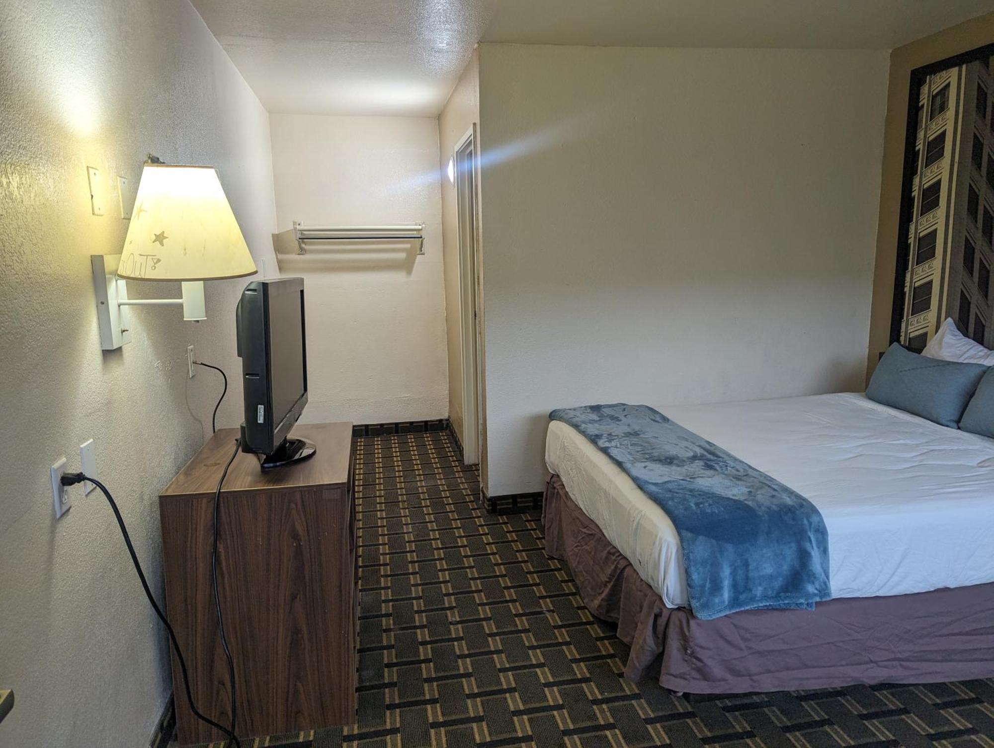 Southern Comfort Hotel Tulsa Eksteriør billede